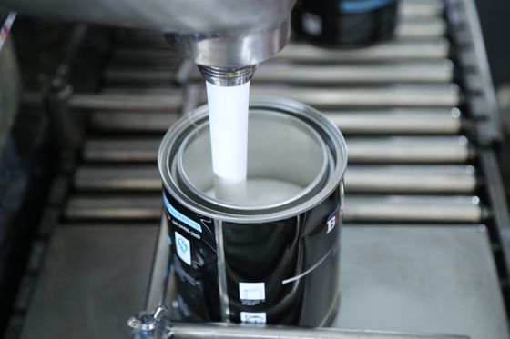 明るさ2Kの白く黒い高い濃度の自動Refinshの高いペンキ